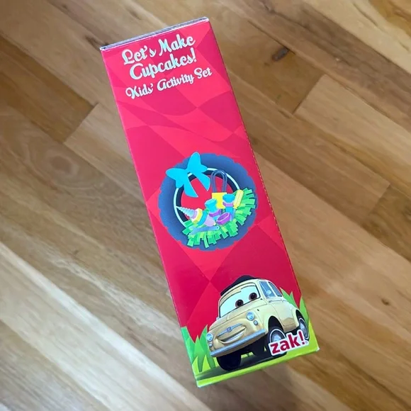 NIB - Disney Cars Easter Cupcake Baking Set 26 pieces ⚡️ - Picture 5 of 6
